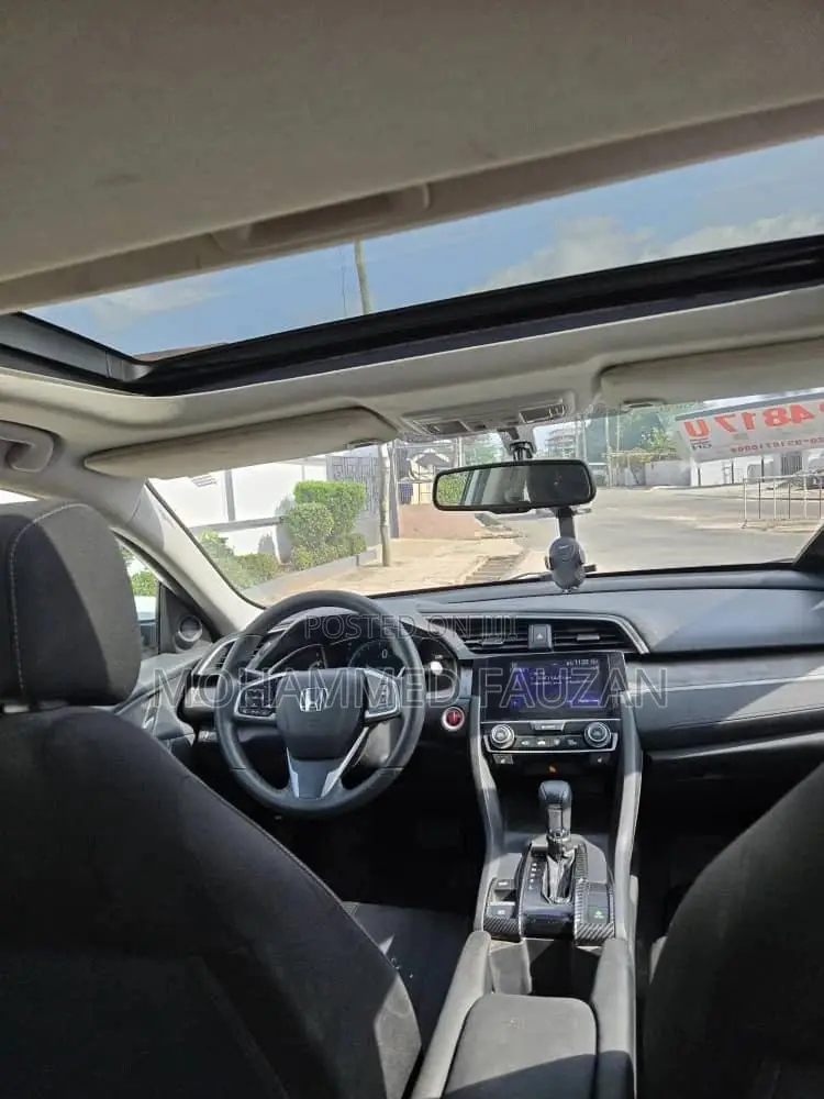 Honda Civic EX 4dr Sedan (2.0L 4cyl) 2017 White