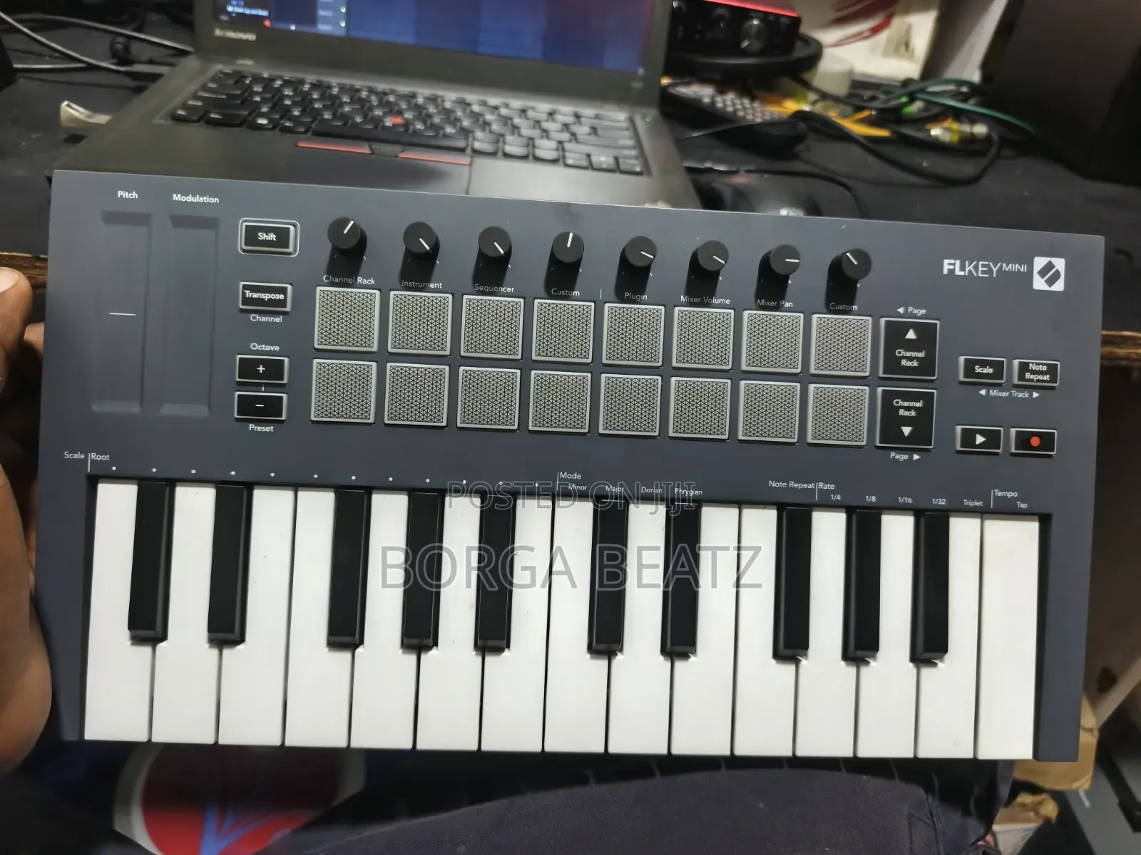 Flkey Mini Novation Studio Midi Keyboard