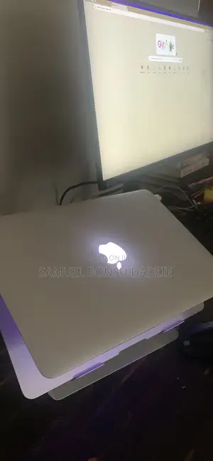 Laptop Apple MacBook Air 2017 8GB Intel Core i5 SSD 128GB