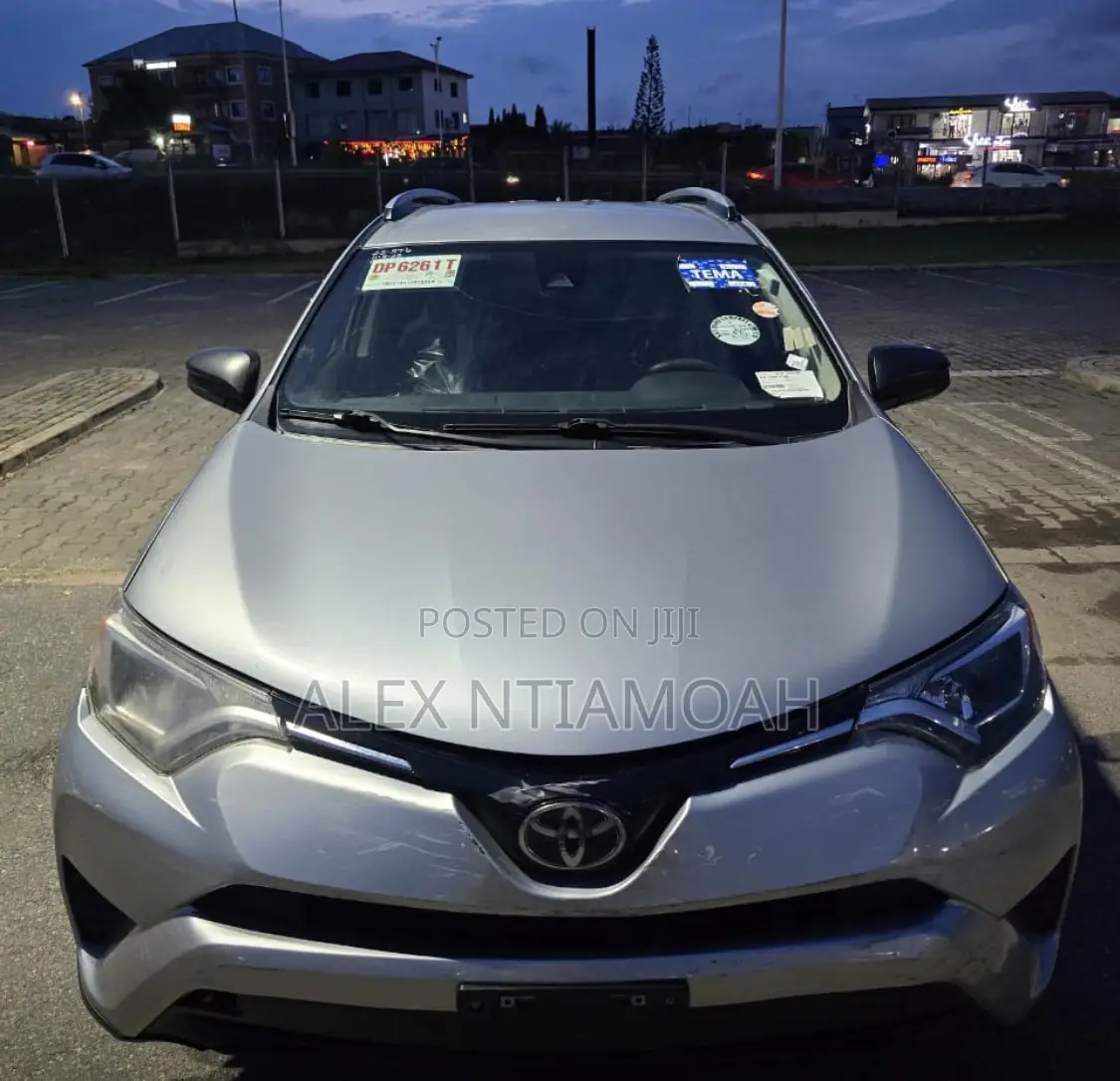 Toyota RAV4 2018 Silver