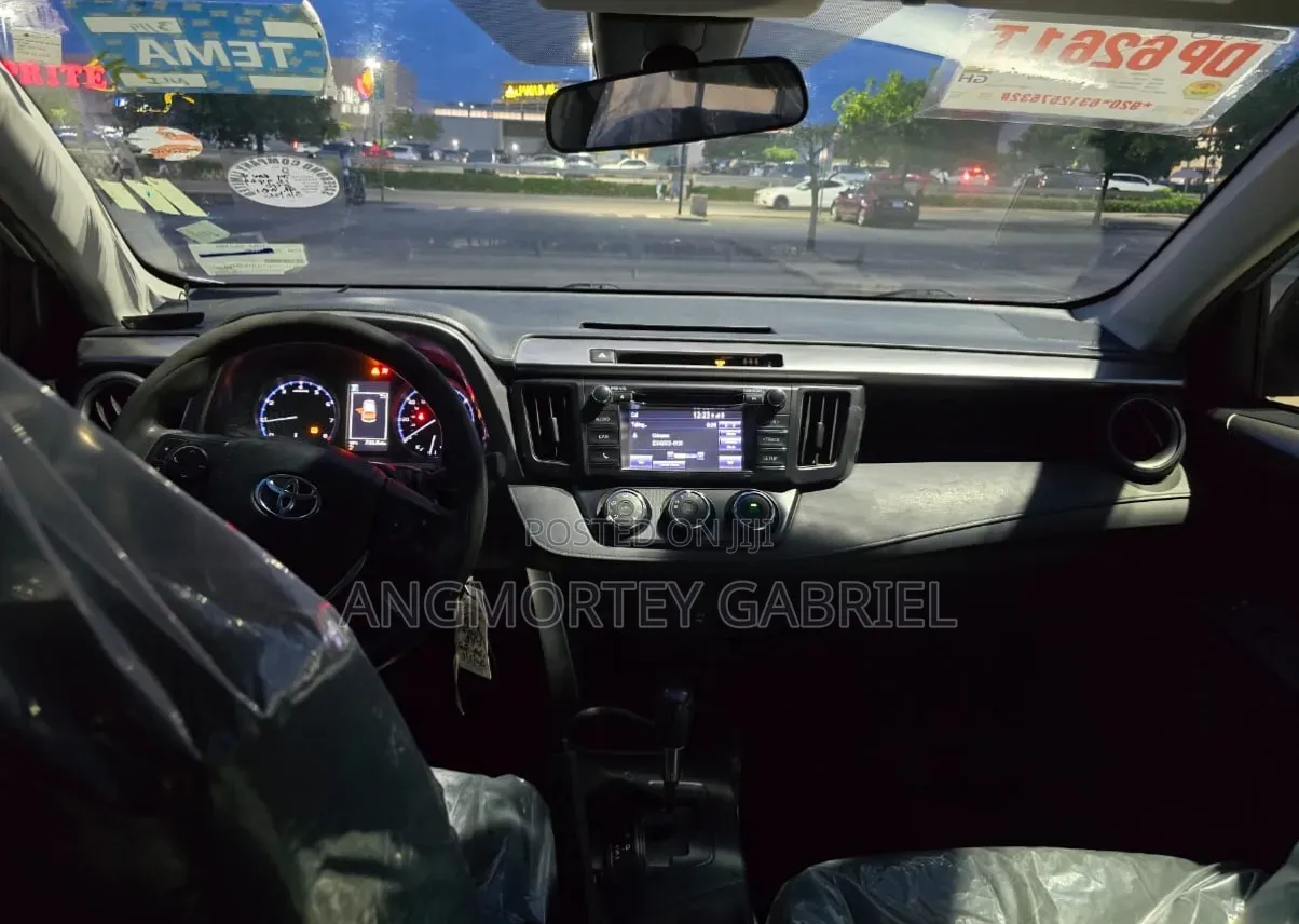 Toyota RAV4 2018 Silver