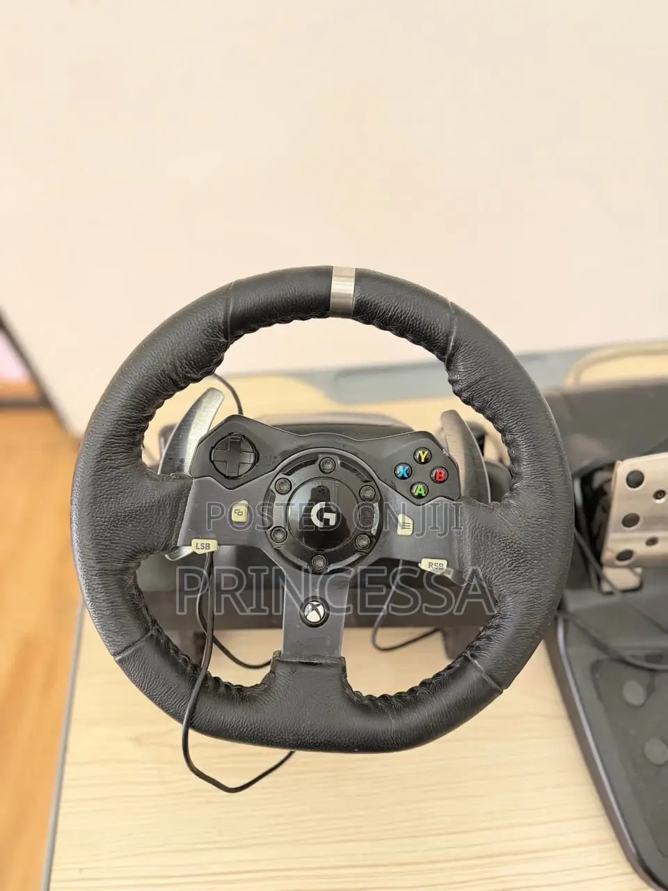 Logitech G920 Racing Wheel + Pedals for Pc/Xbox (No Box)