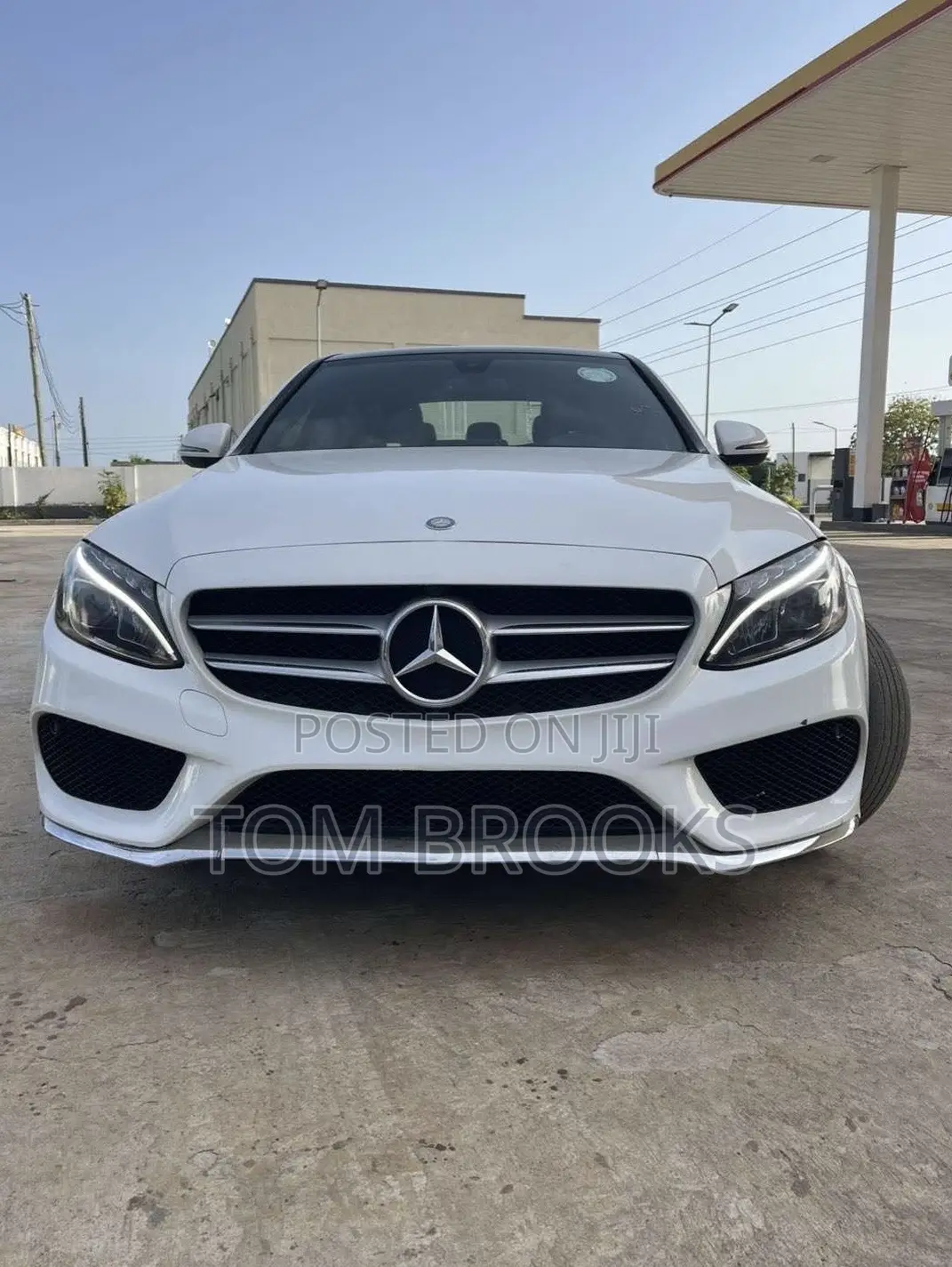 Mercedes-Benz C300 Sport 4Matic Sedan AWD (2.0L 4cyl 7A) 2017 White