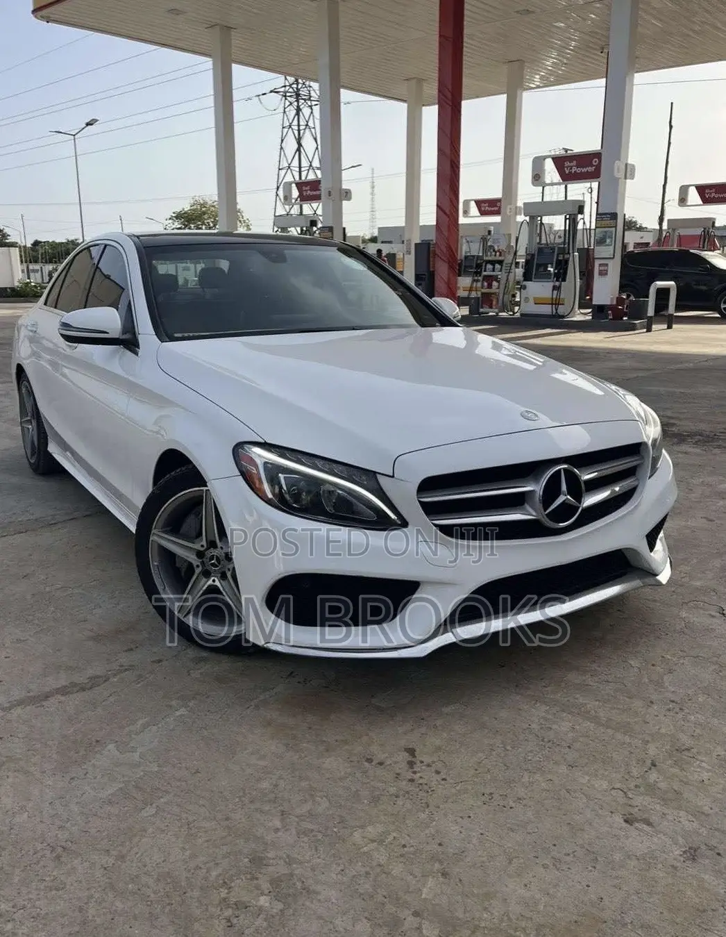 Mercedes-Benz C300 Sport 4Matic Sedan AWD (2.0L 4cyl 7A) 2017 White