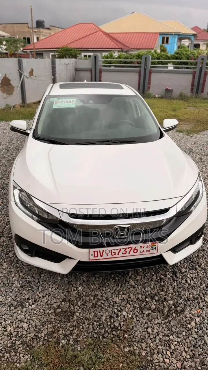 Honda Civic Touring 4dr Sedan (1.5L 4cyl) 2017 White