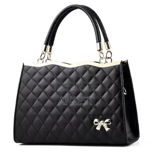 Elegant Ladies Hand Bag
