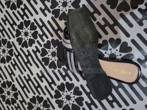 Slippers Sales