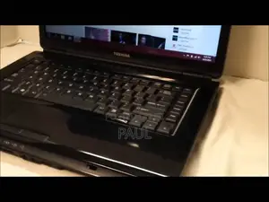 Laptop Toshiba Satellite L555 8GB Intel Core i7 HDD 256GB