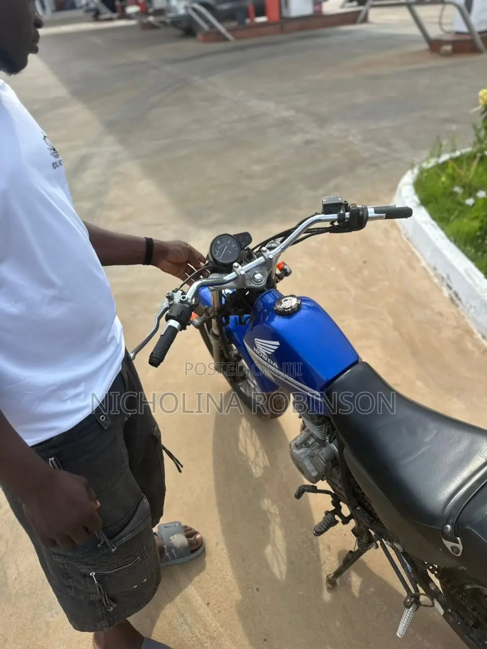 Honda 2025 Blue