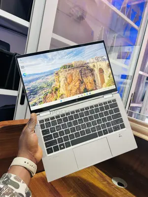 Laptop HP EliteBook x360 1030 G7 16GB Intel Core i5 SSD 256GB