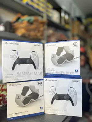 Ps5 Controller and Dock