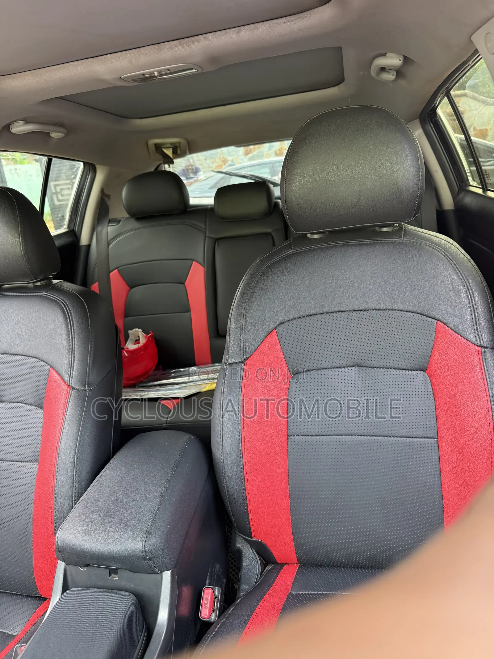 Kia Sportage SX 4dr SUV (2.0L 4cyl Turbo 6A) 2011 Black