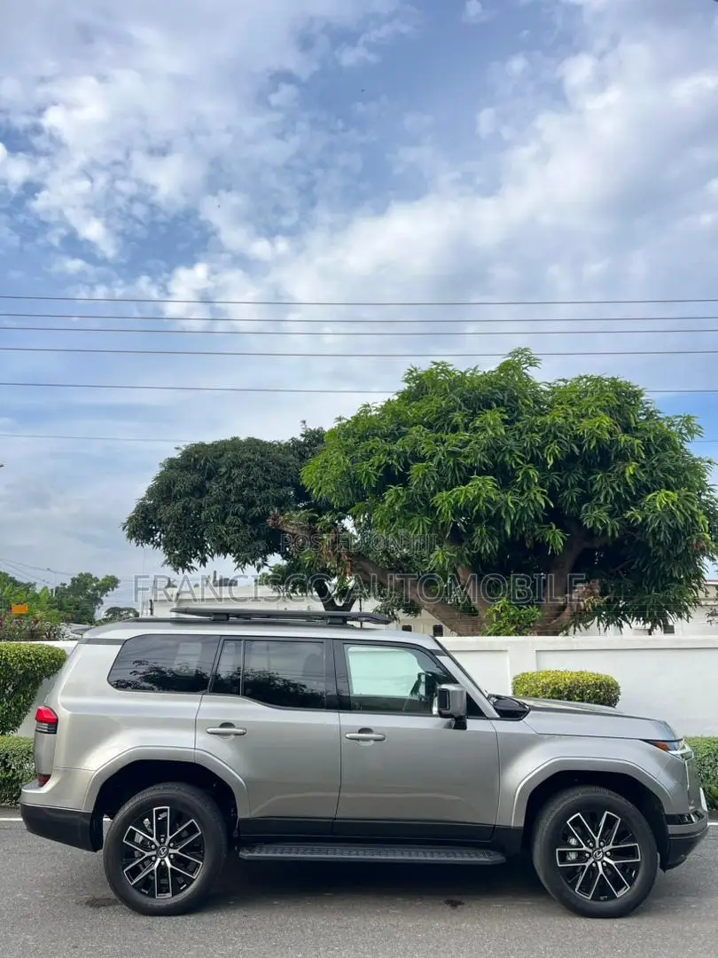 Lexus GX 550 Premium 4WD 2025 Gold