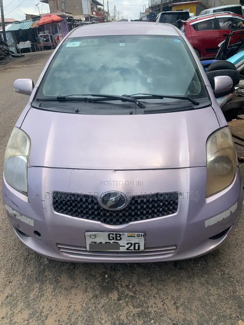 Toyota Vitz 1.3 AWD 5dr 2010 Pearl