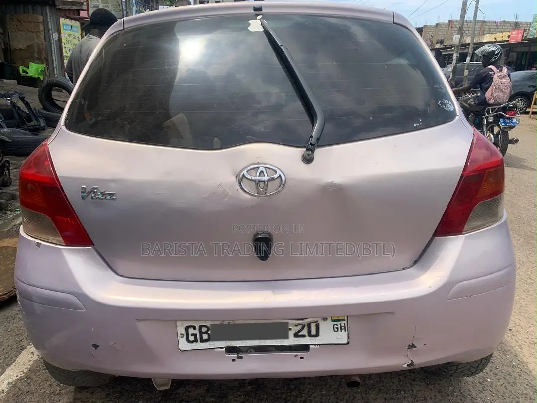 Toyota Vitz 1.3 AWD 5dr 2010 Pearl
