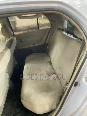 Toyota Vitz 1.0 FWD 3dr 2010 Gray