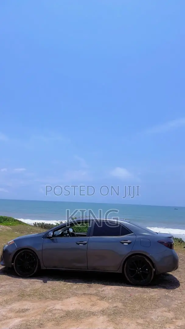 Toyota Corolla S 4dr Sedan (1.8L 4cyl CVT) 2014 Gray