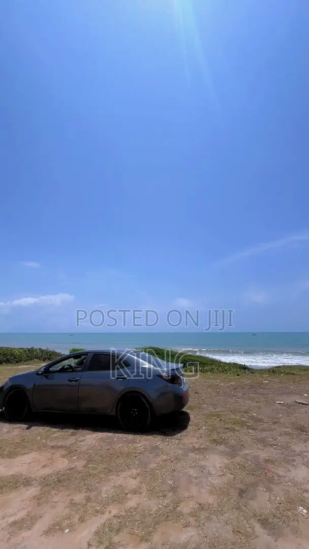 Toyota Corolla S 4dr Sedan (1.8L 4cyl CVT) 2014 Gray