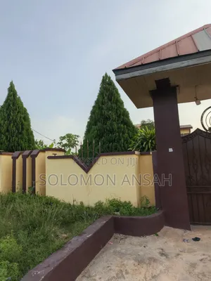 8bdrm House in Free Will Agency, Kumasi Metropolitan for rent