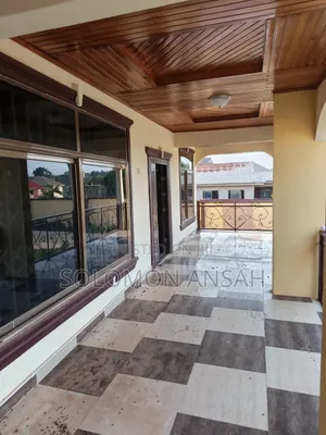 8bdrm House in Free Will Agency, Kumasi Metropolitan for rent