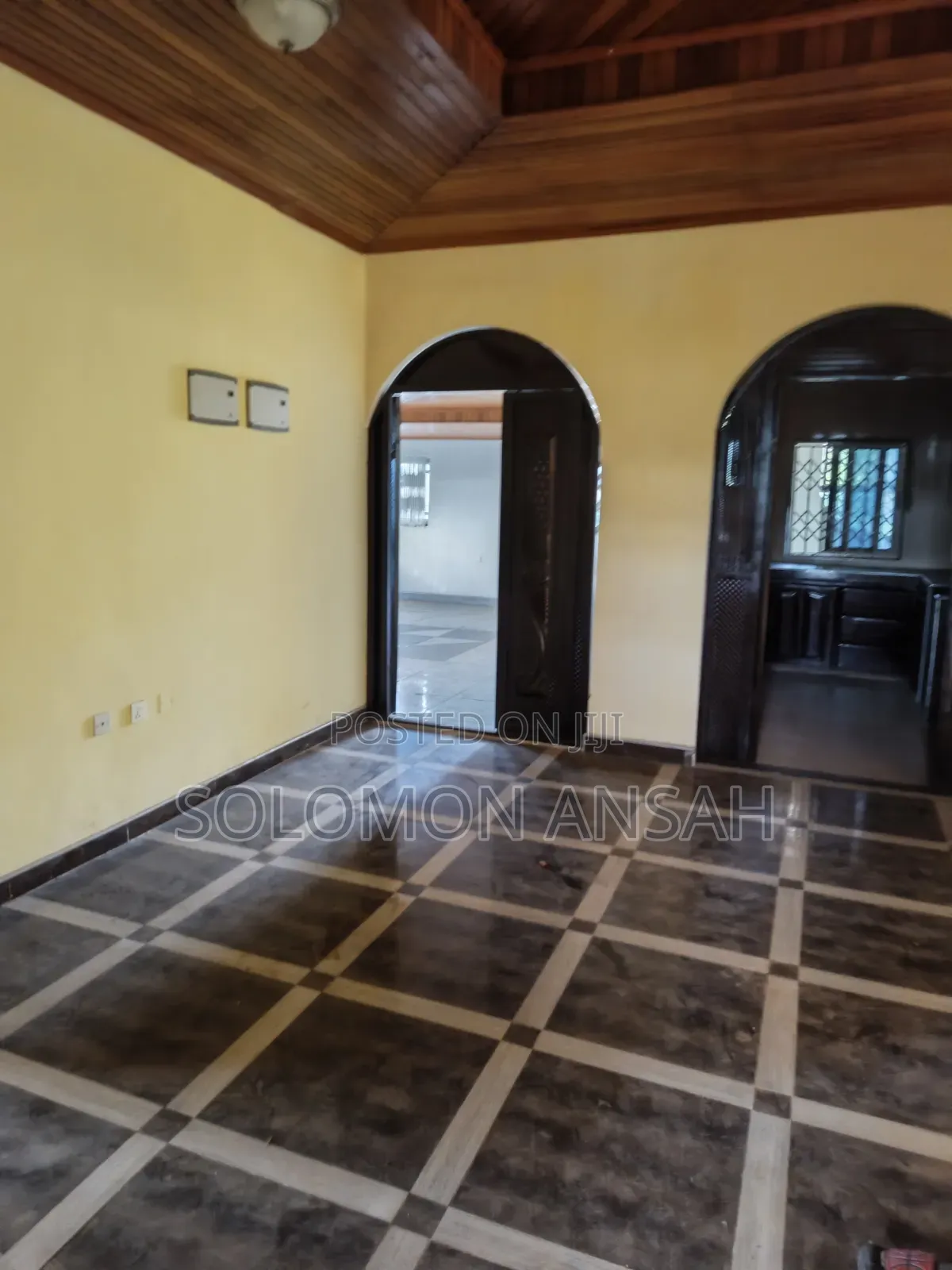 8bdrm House in Free Will Agency, Kumasi Metropolitan for rent