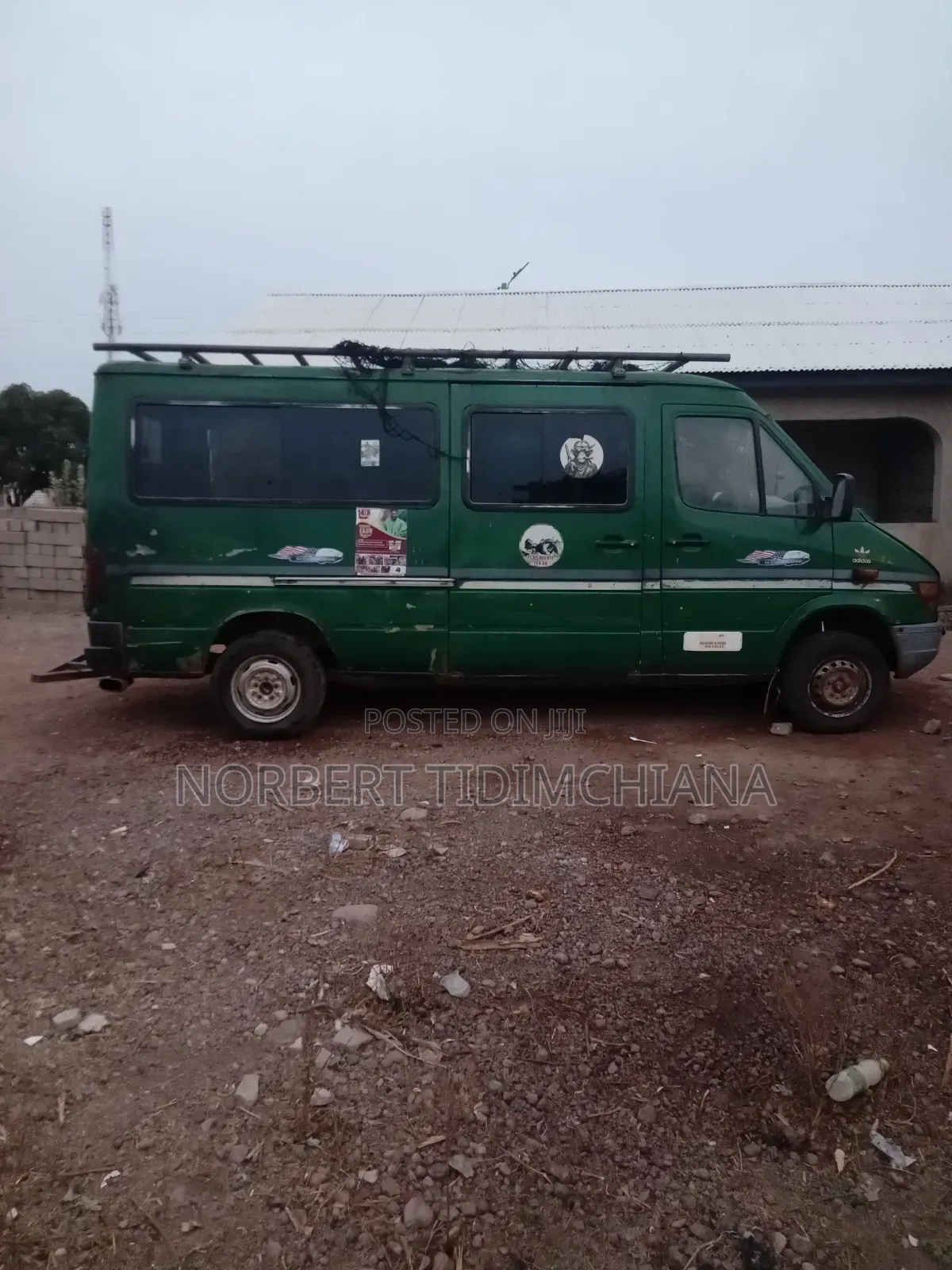 Mercedes-Benz Sprinter 2000 Green