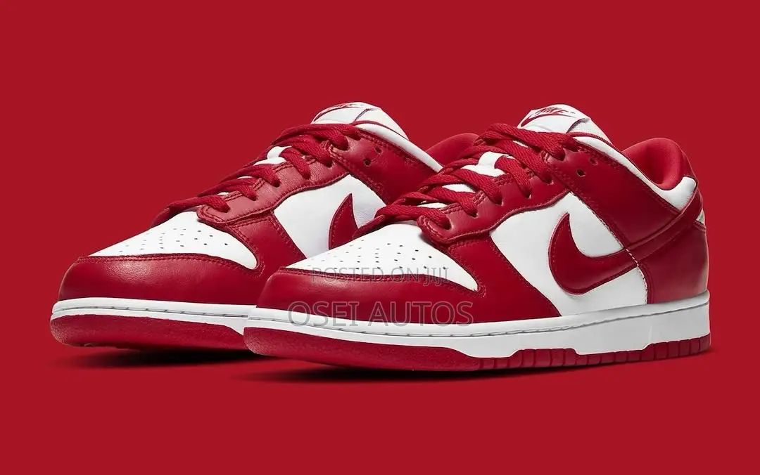 Nike Low Dunk “University Red