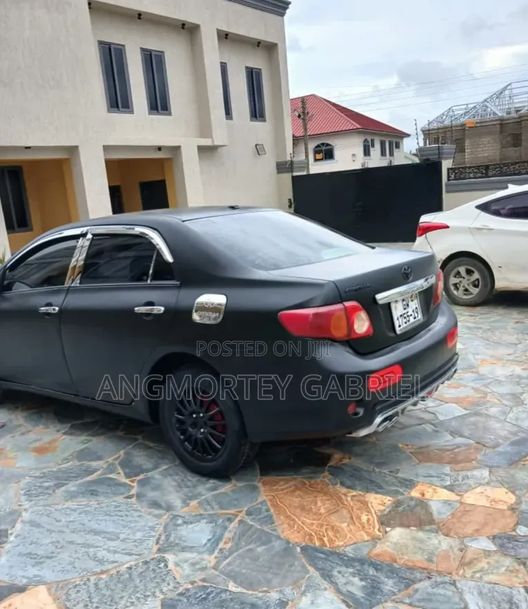 Toyota Corolla 2010 Black