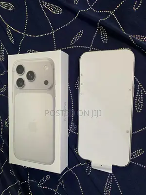 New Apple iPhone 17 Pro Max 256 GB Silver