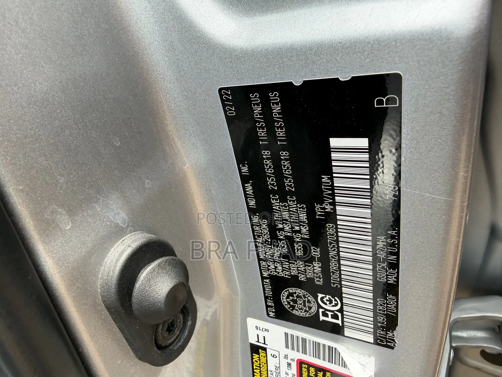 Toyota Highlander XLE 2022 Silver