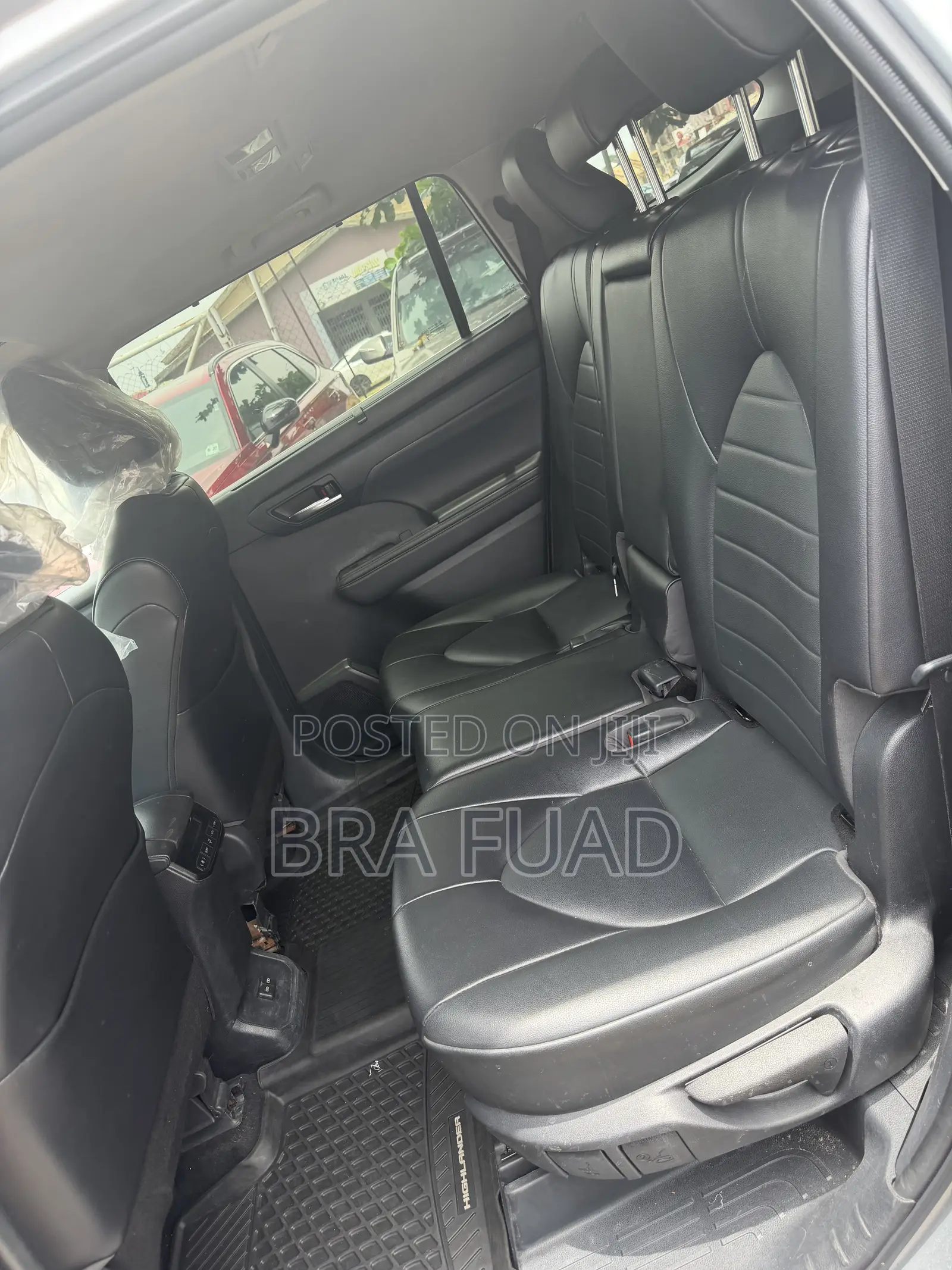 Toyota Highlander XLE 2022 Silver
