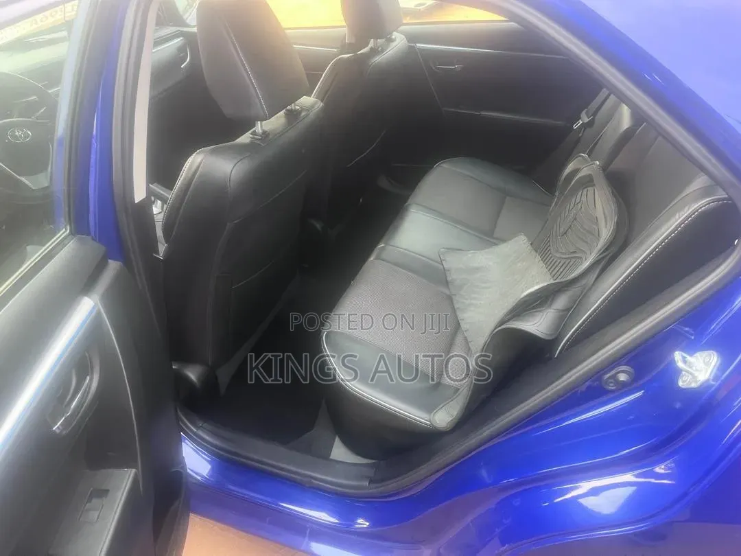 Toyota Corolla 2016 Blue