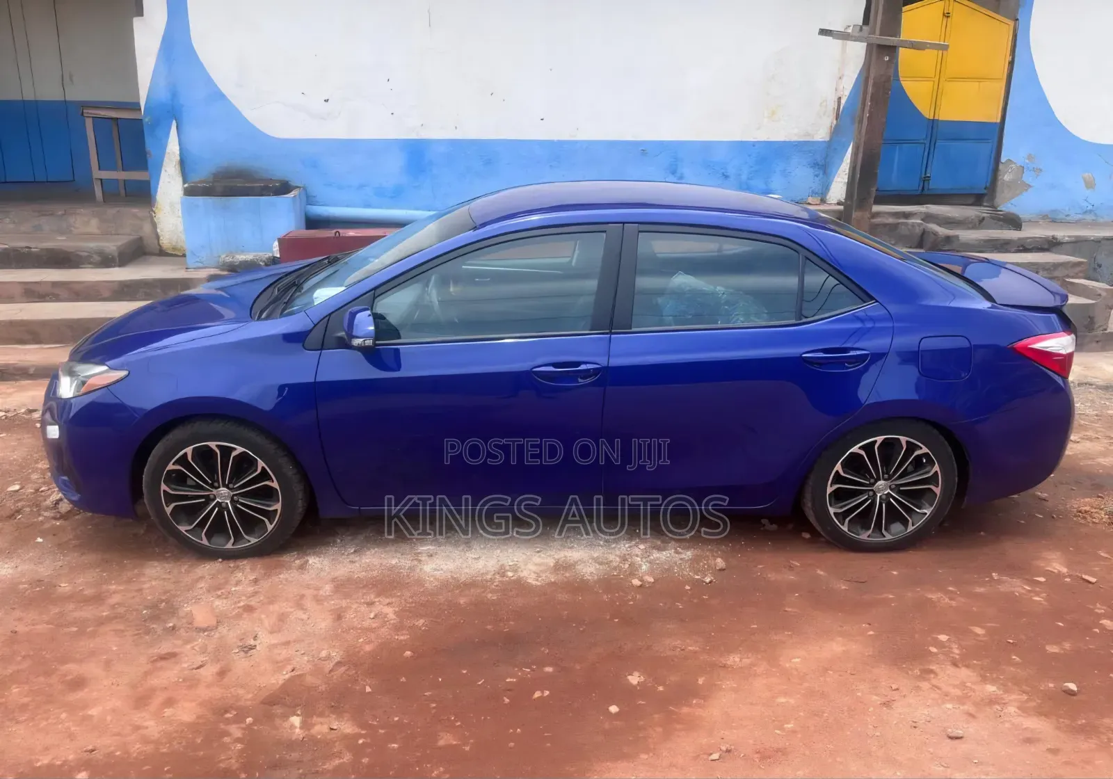 Toyota Corolla 2016 Blue