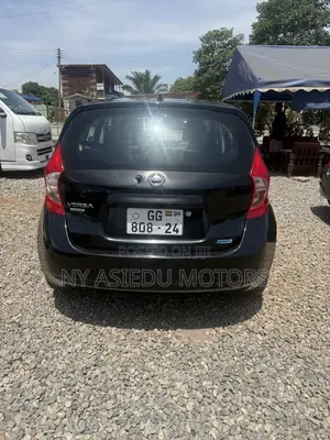Nissan Note 1.6 Petrol 2015 Black