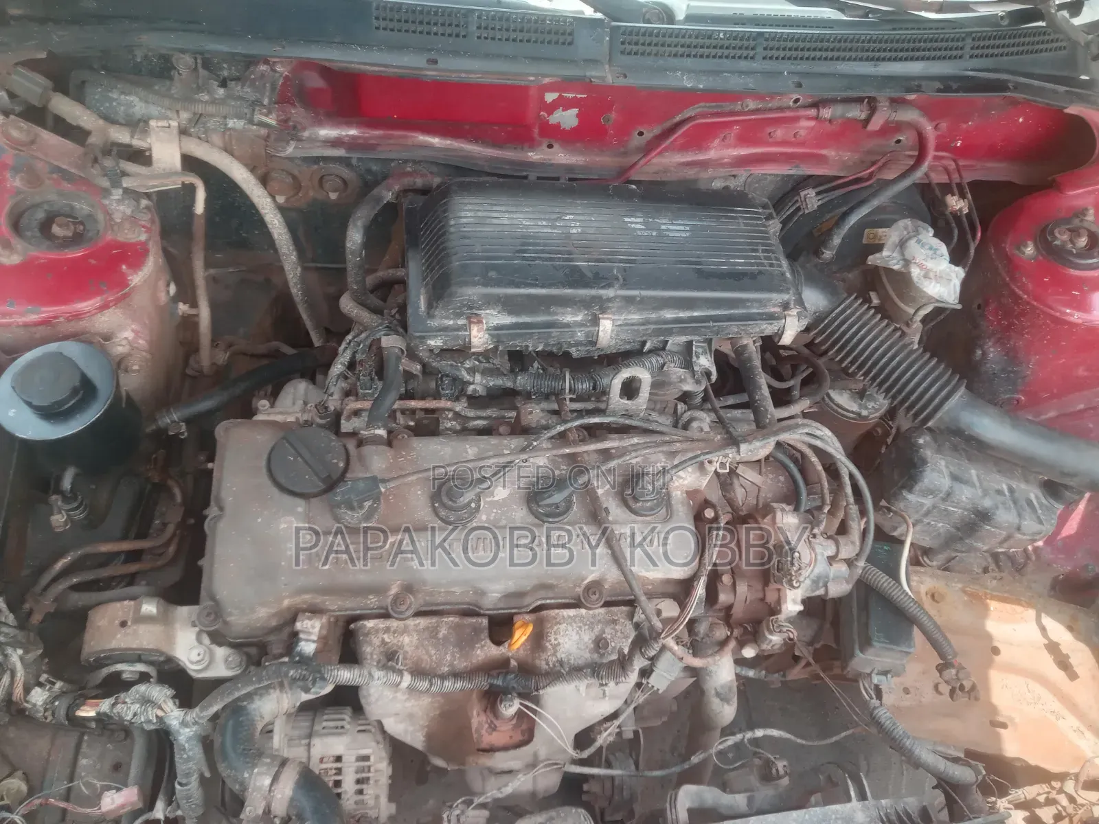 Nissan Almera Tino 2004 Red