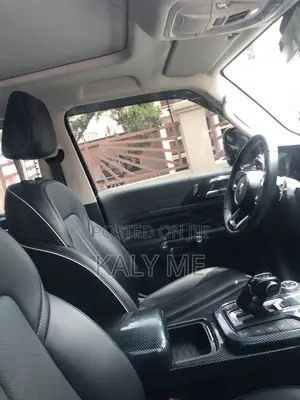 Car 2022 Black