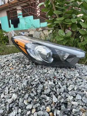 Kia Forte 2014-2016 Headlight