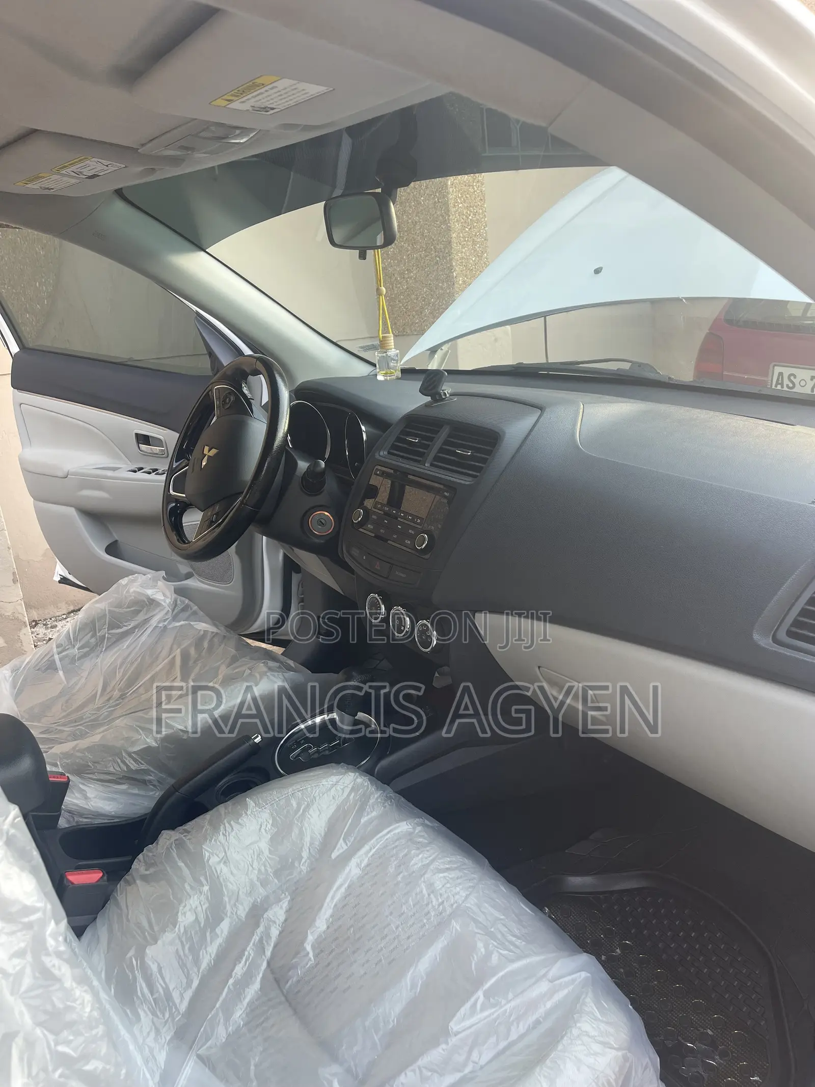 Mitsubishi Outlander 2017 White