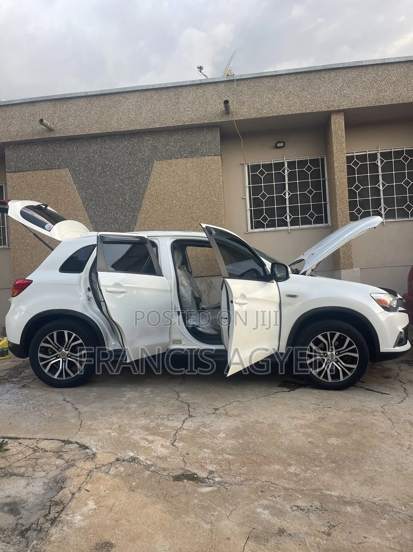 Mitsubishi Outlander 2017 White