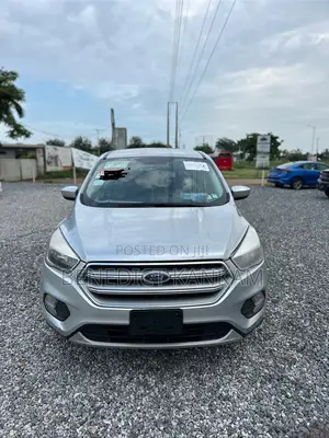 Ford Escape SE 4x4 2017 Gray