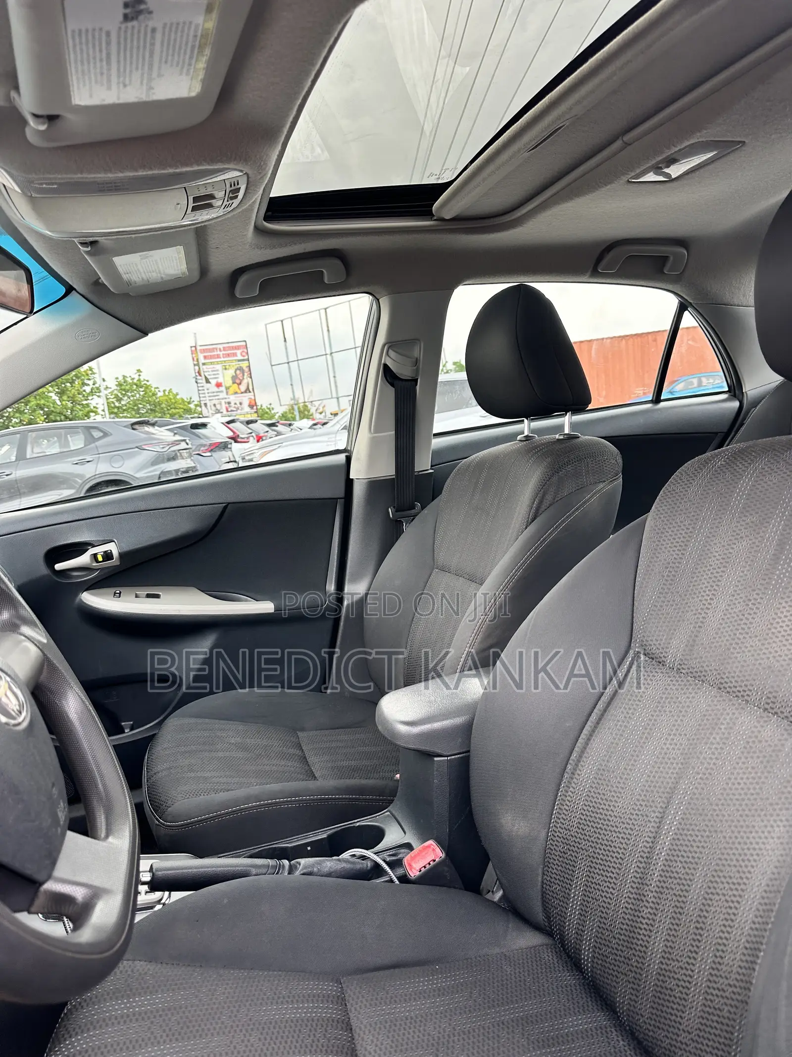 Toyota Corolla S 4dr Sedan (1.8L 4cyl 4A) 2013 Gray