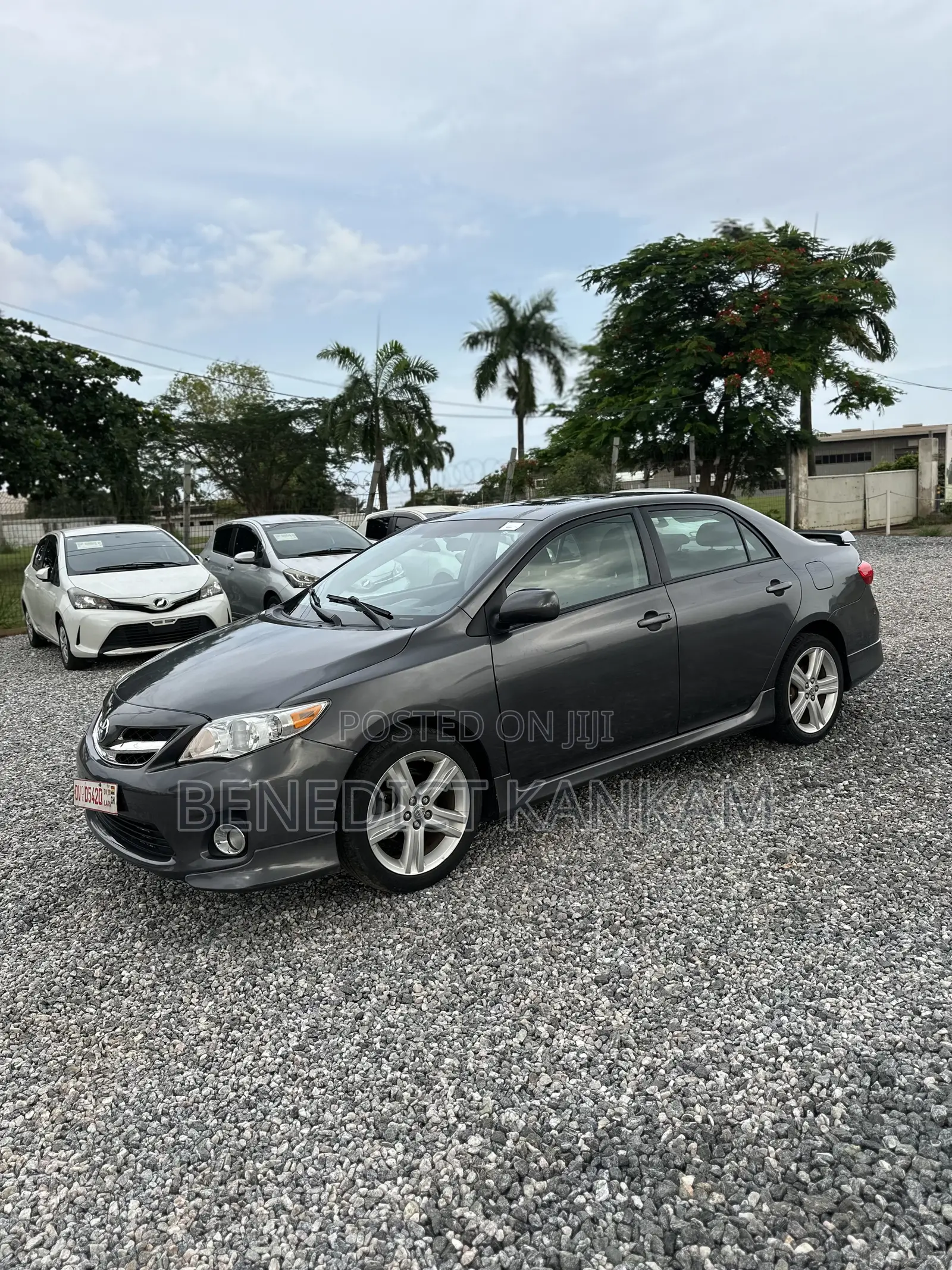 Toyota Corolla S 4dr Sedan (1.8L 4cyl 4A) 2013 Gray