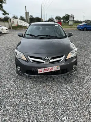 Toyota Corolla S 4dr Sedan (1.8L 4cyl 4A) 2013 Gray