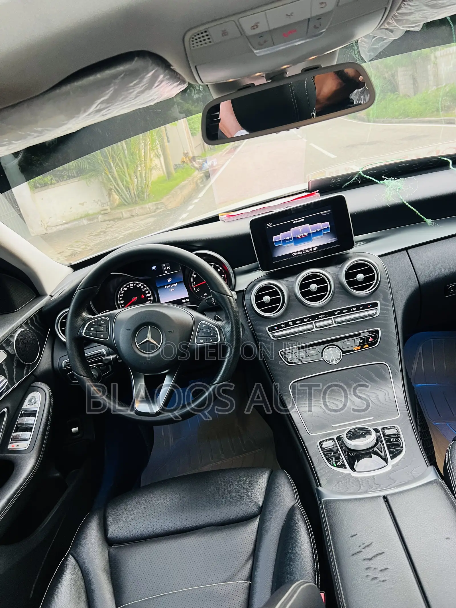 Mercedes-Benz C300 2017 White