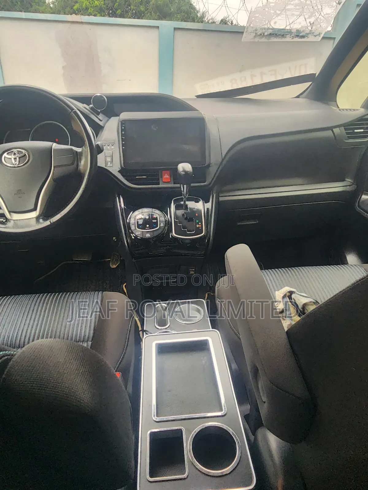 Toyota Voxy 2016 White