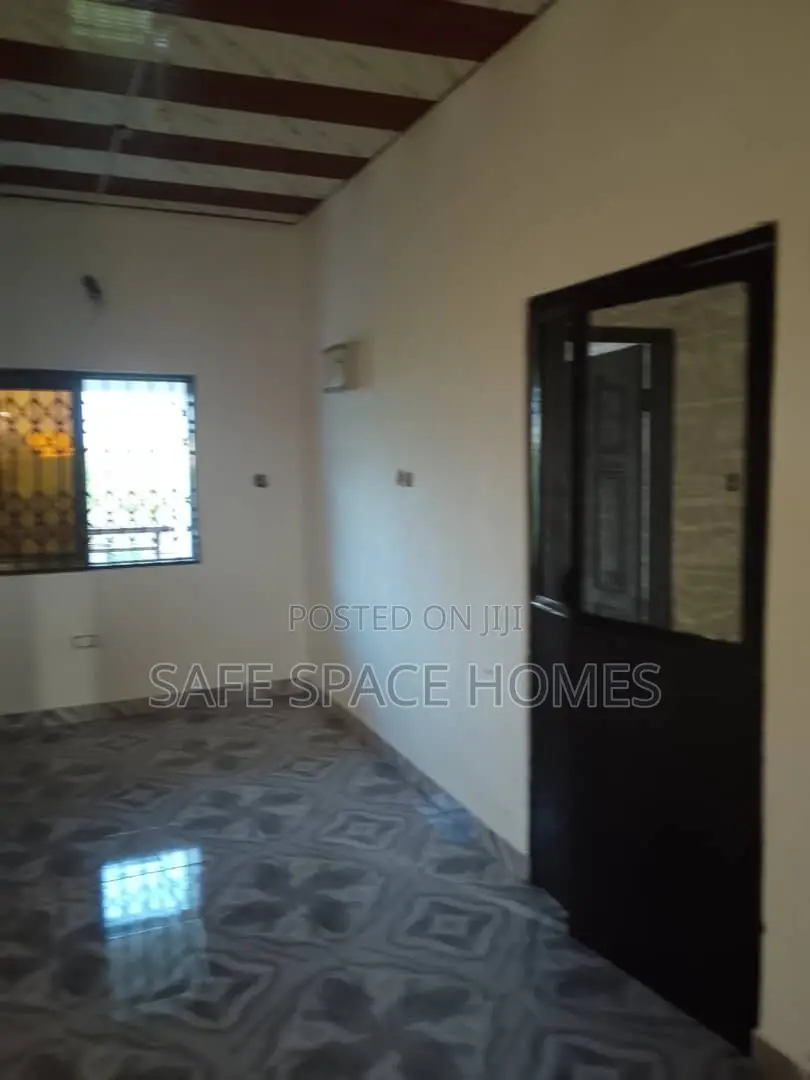 2bdrm Apartment in Aboma for rent