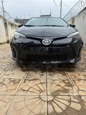 Toyota Corolla 2017 Black