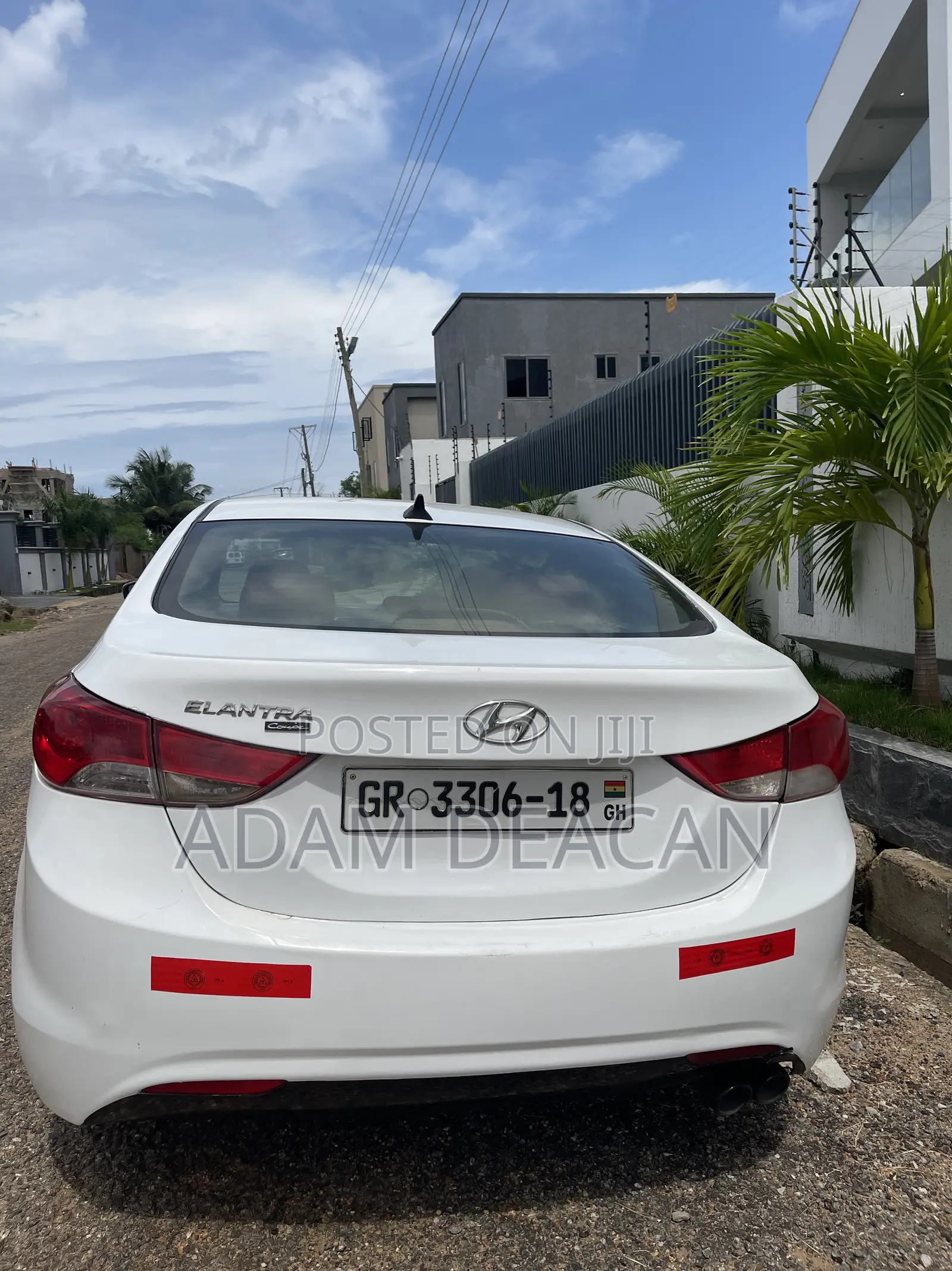 Hyundai Elantra 2012 White