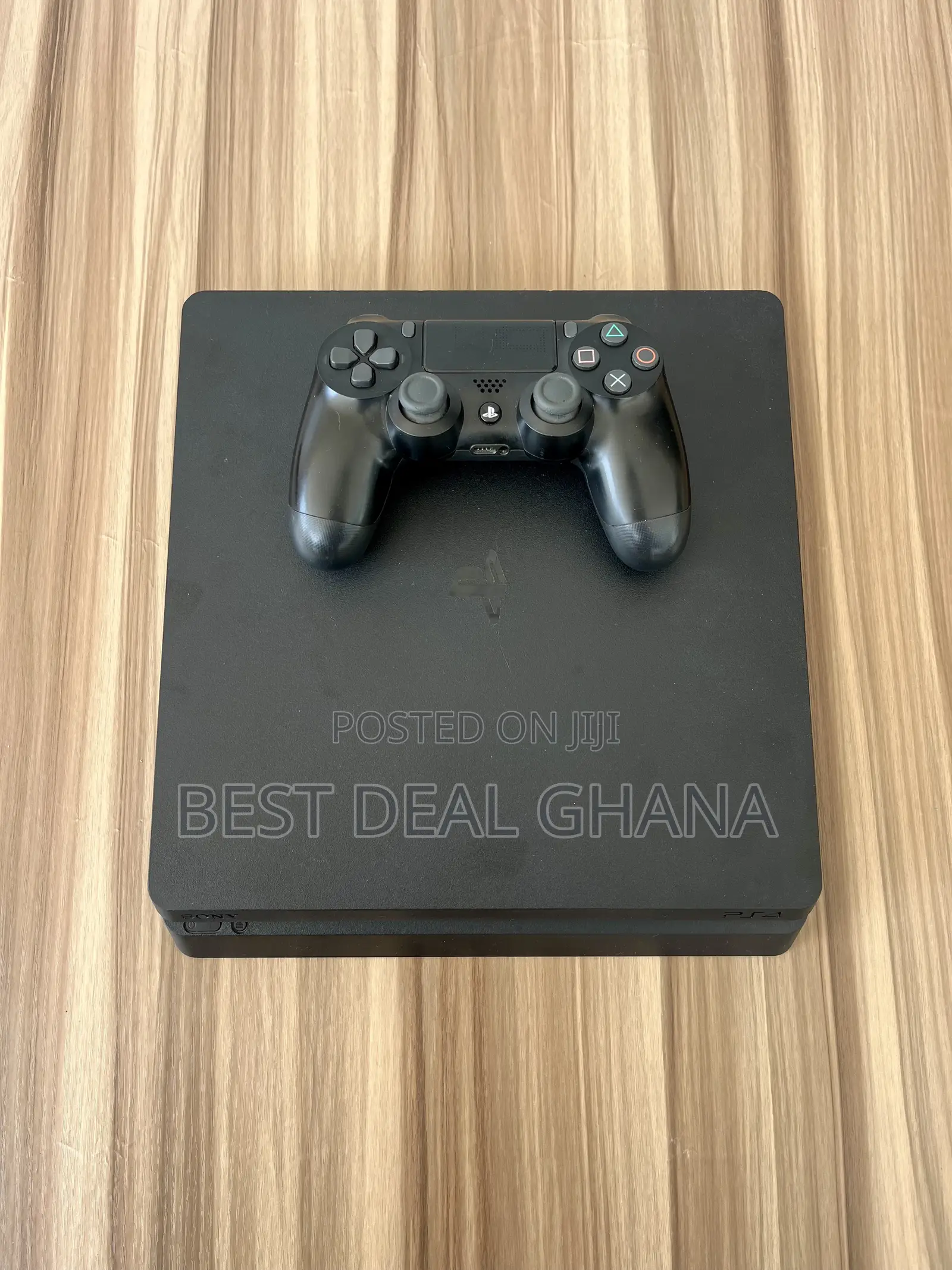 Ps4 Slim With Fc26, Accessories and 2 CDS
