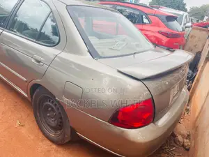 Nissan Sentra GXE 2001 Gray